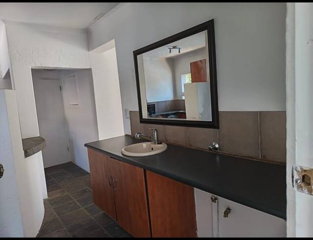 1 BEDROOM PROPERTY TO RENT IN BASSONIA